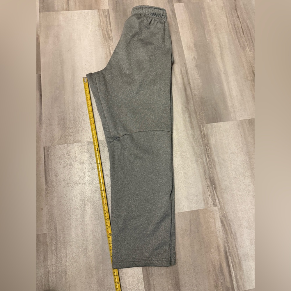 Nike Heather Gray Joggers - Picture 8 of 9